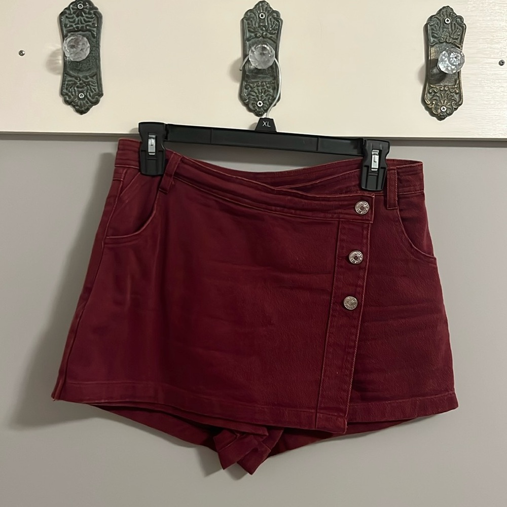 She + Sky skort